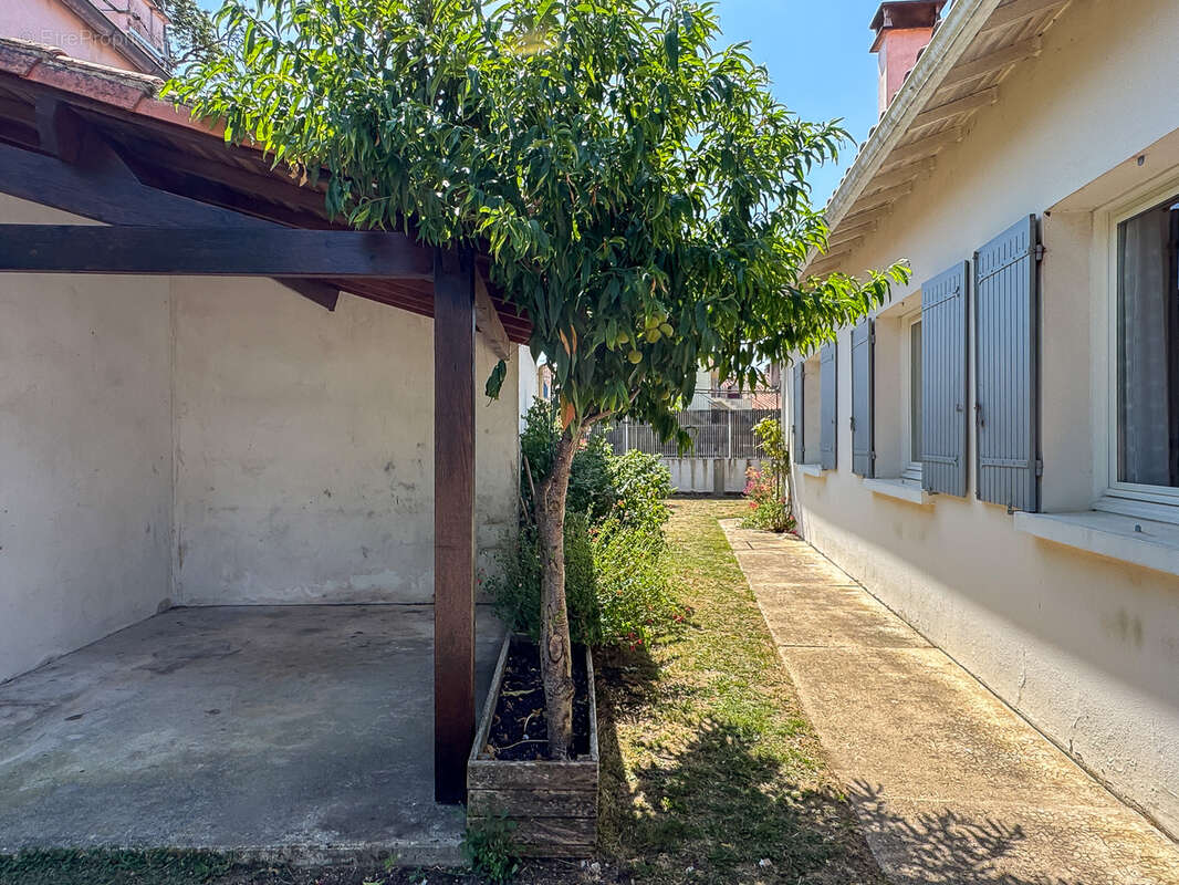 Maison à SAINT-PALAIS-SUR-MER