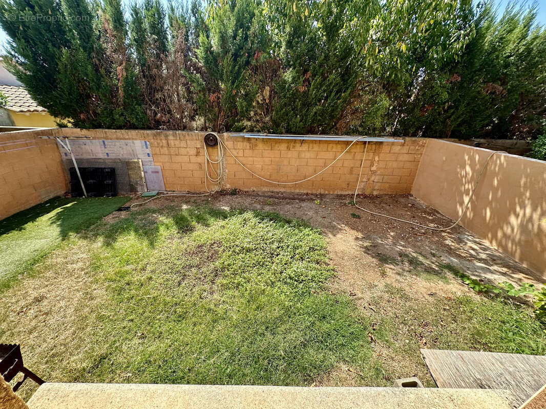 Maison à SAINT-GILLES