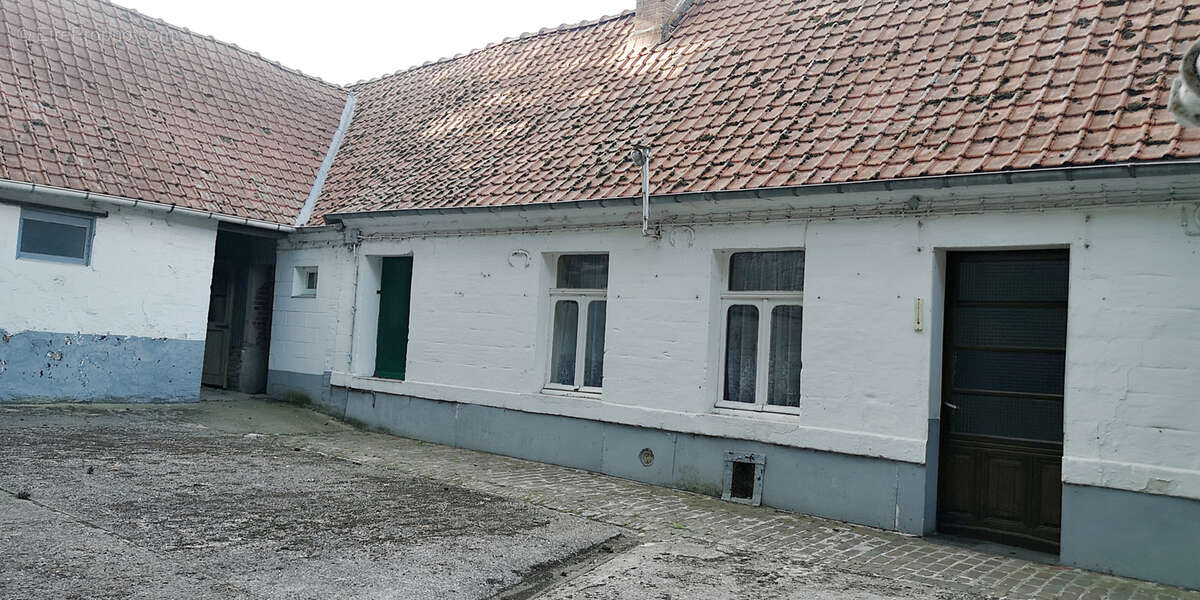 Maison à AVESNES-LE-COMTE