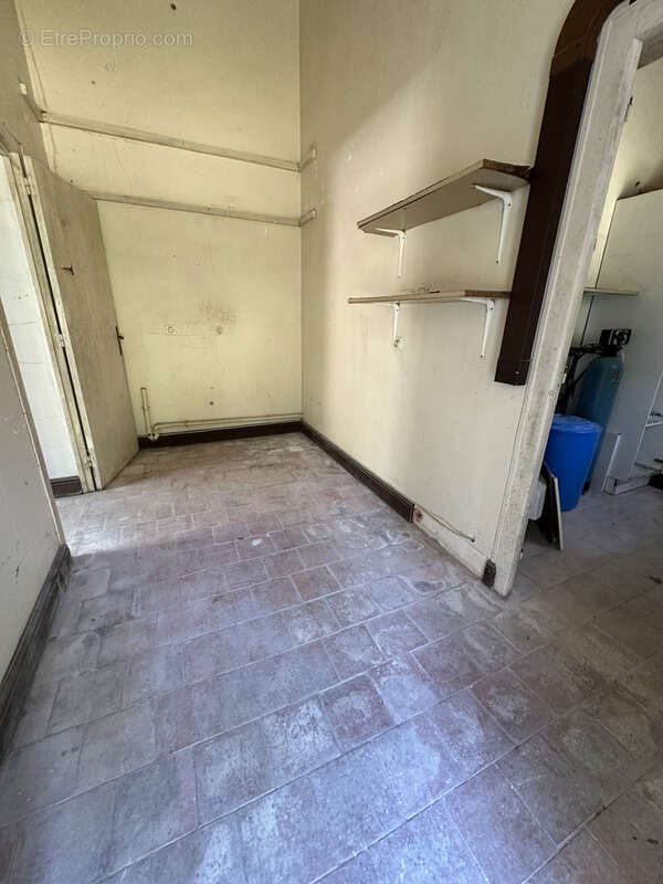 Maison à LA ROCHE-CHALAIS