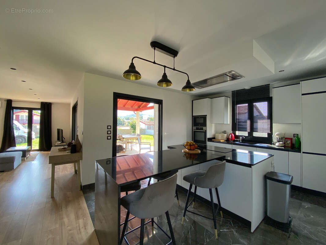 Maison à SAINT-JEAN-PIED-DE-PORT