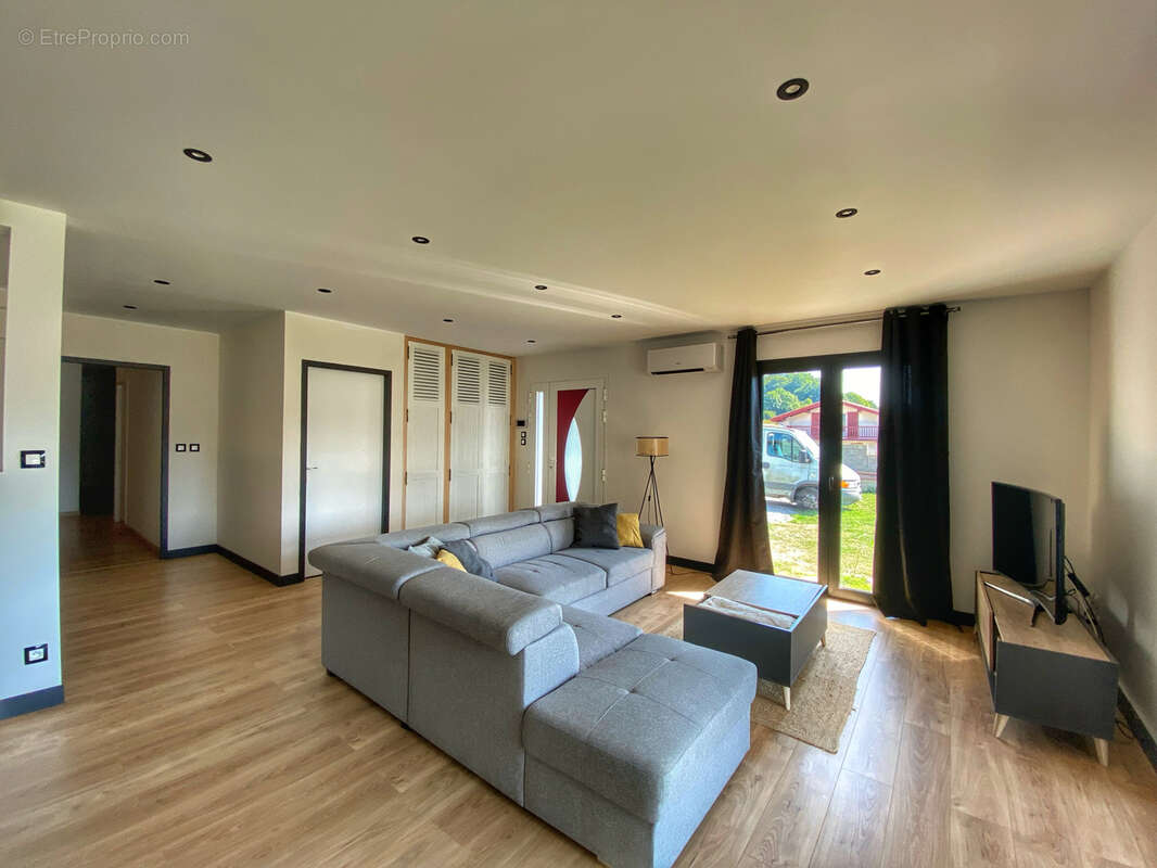 Maison à SAINT-JEAN-PIED-DE-PORT