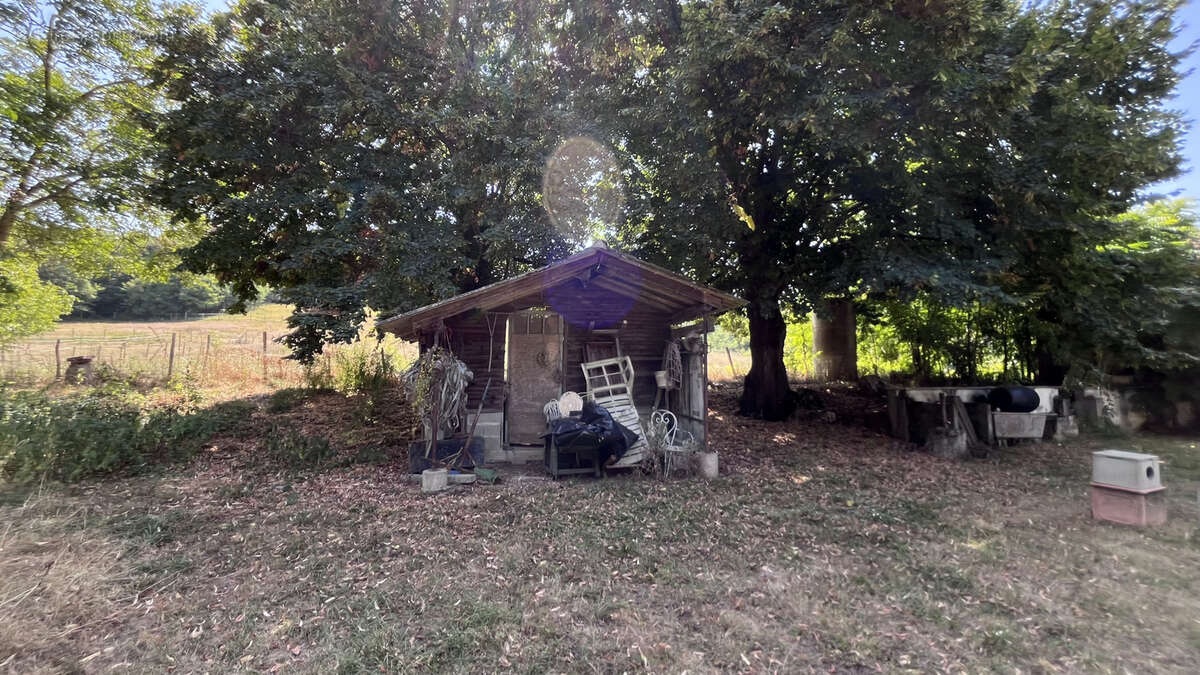 Maison à SAINTE-COLOMBE-EN-BRUILHOIS