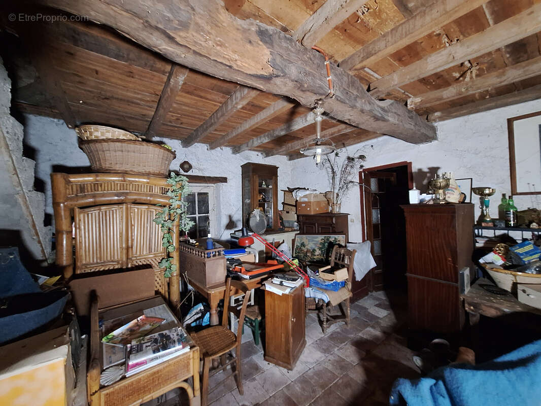 Maison à SAINTE-COLOMBE-EN-BRUILHOIS