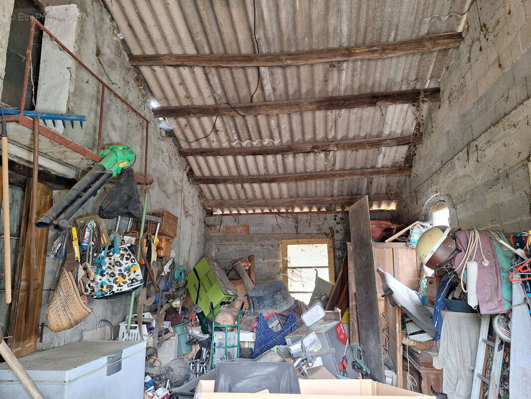 Maison à SAINTE-COLOMBE-EN-BRUILHOIS