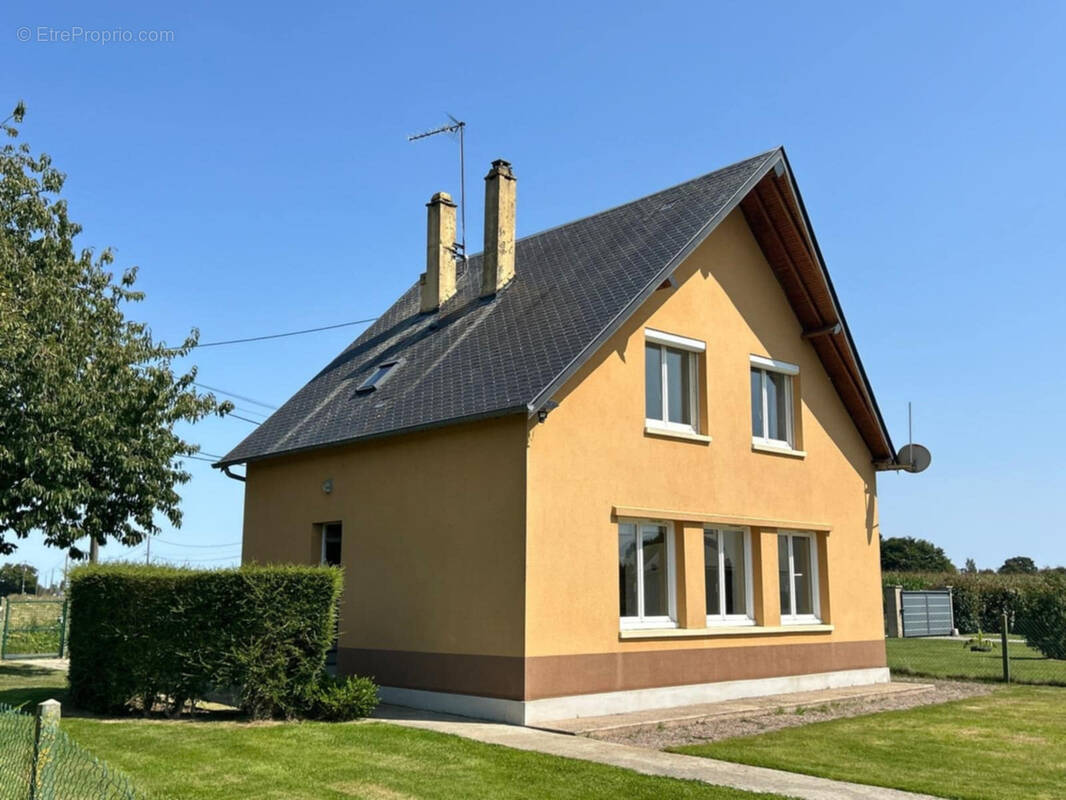 Maison à SAINT-VINCENT-DU-BOULAY