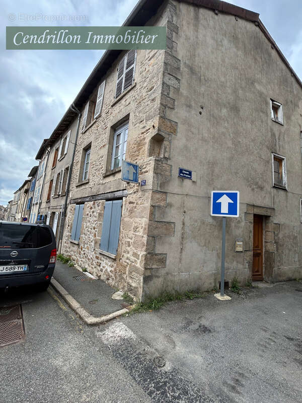 Maison à BOURGANEUF