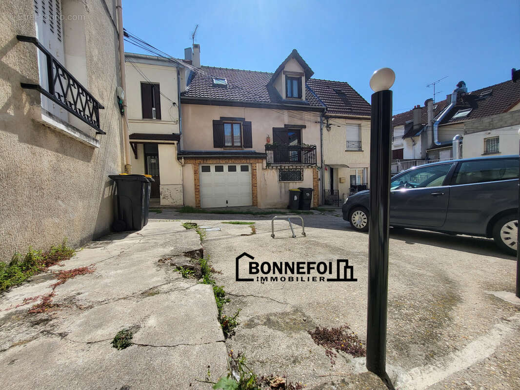 Appartement à CHAMPIGNY-SUR-MARNE