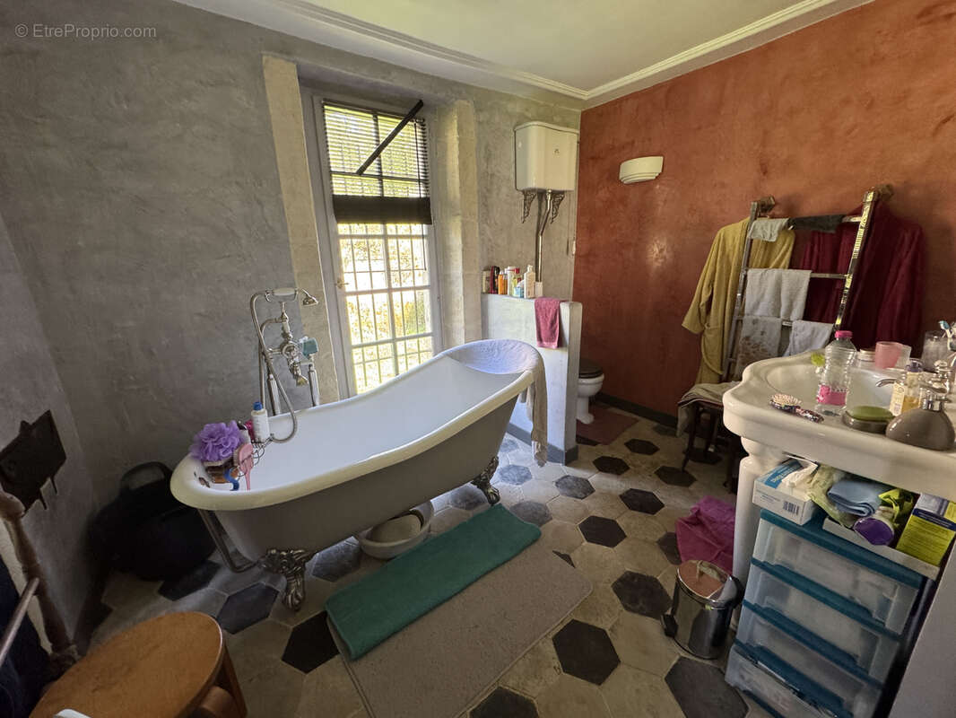 Maison à LA HOUBLONNIERE