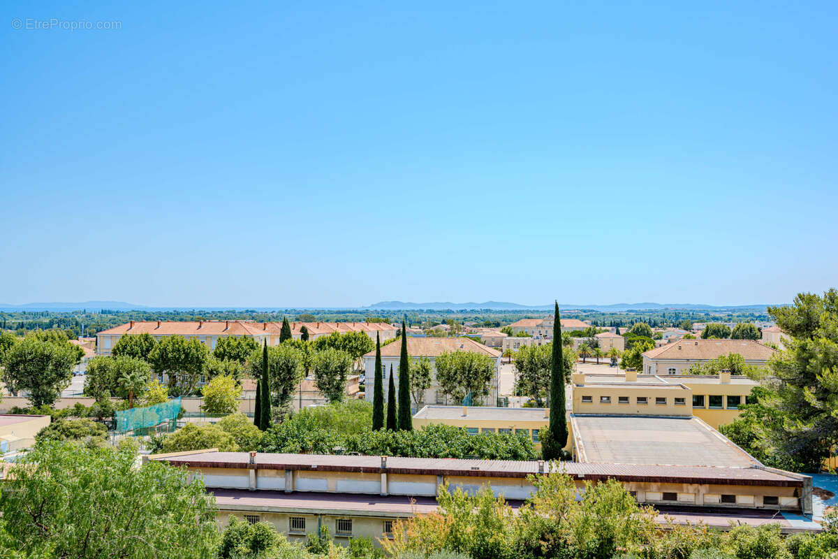 Appartement à HYERES