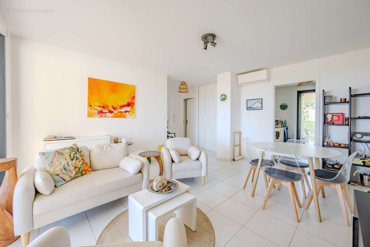 Appartement à HYERES