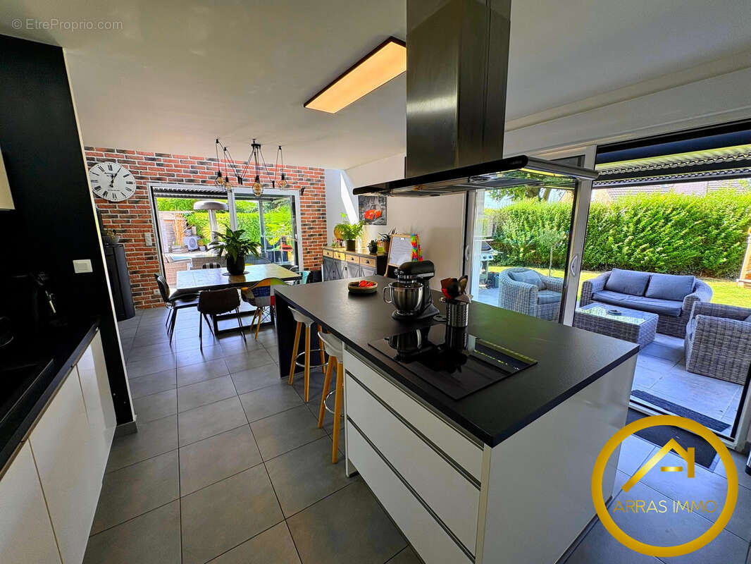 Maison à HENIN-SUR-COJEUL