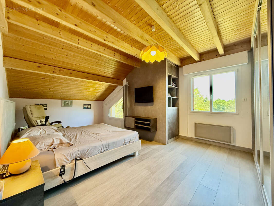 Maison à DIVONNE-LES-BAINS