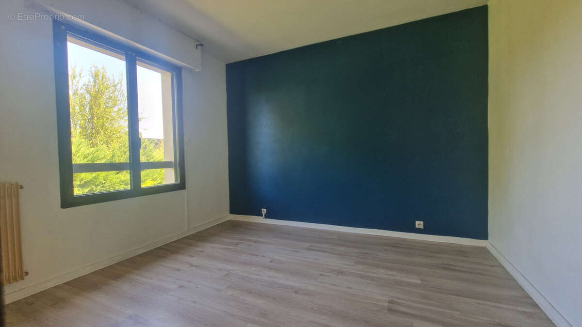 Maison à MONTELIMAR