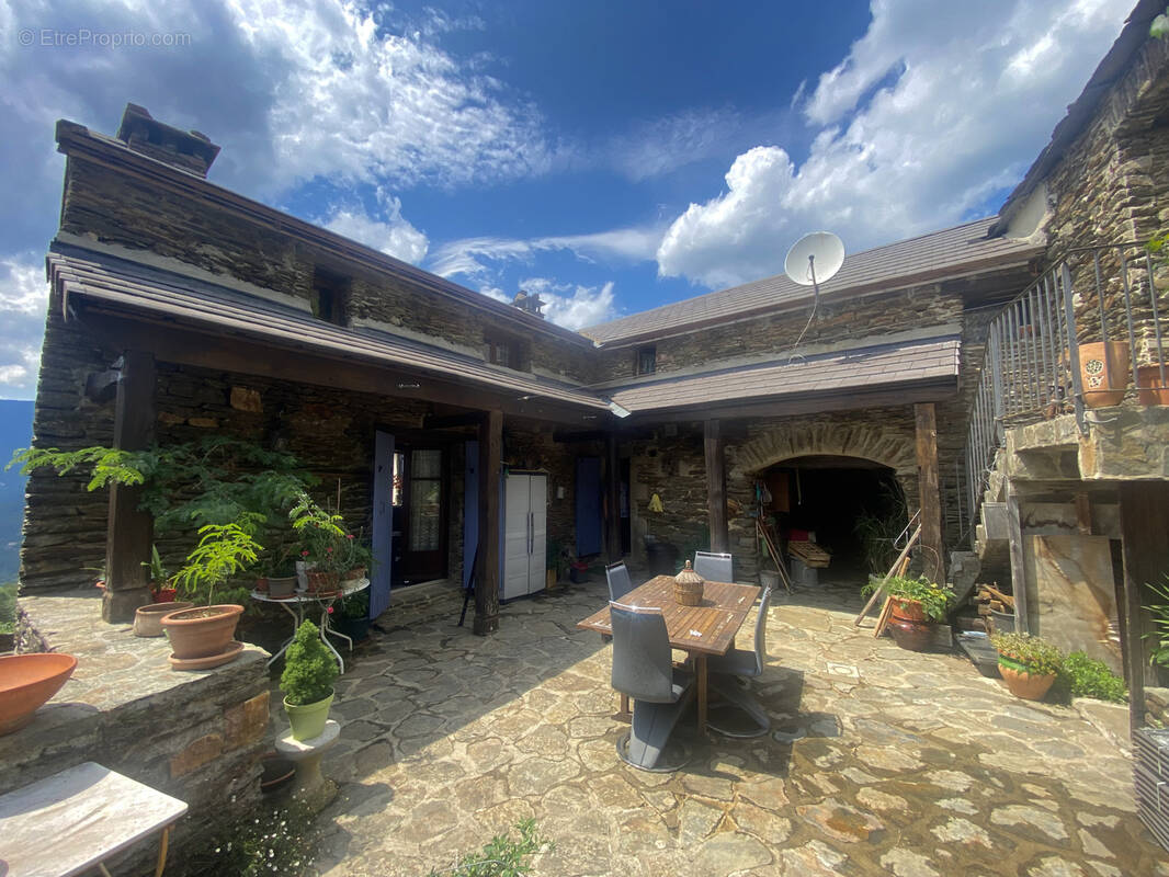 Maison à PONTEILS-ET-BRESIS