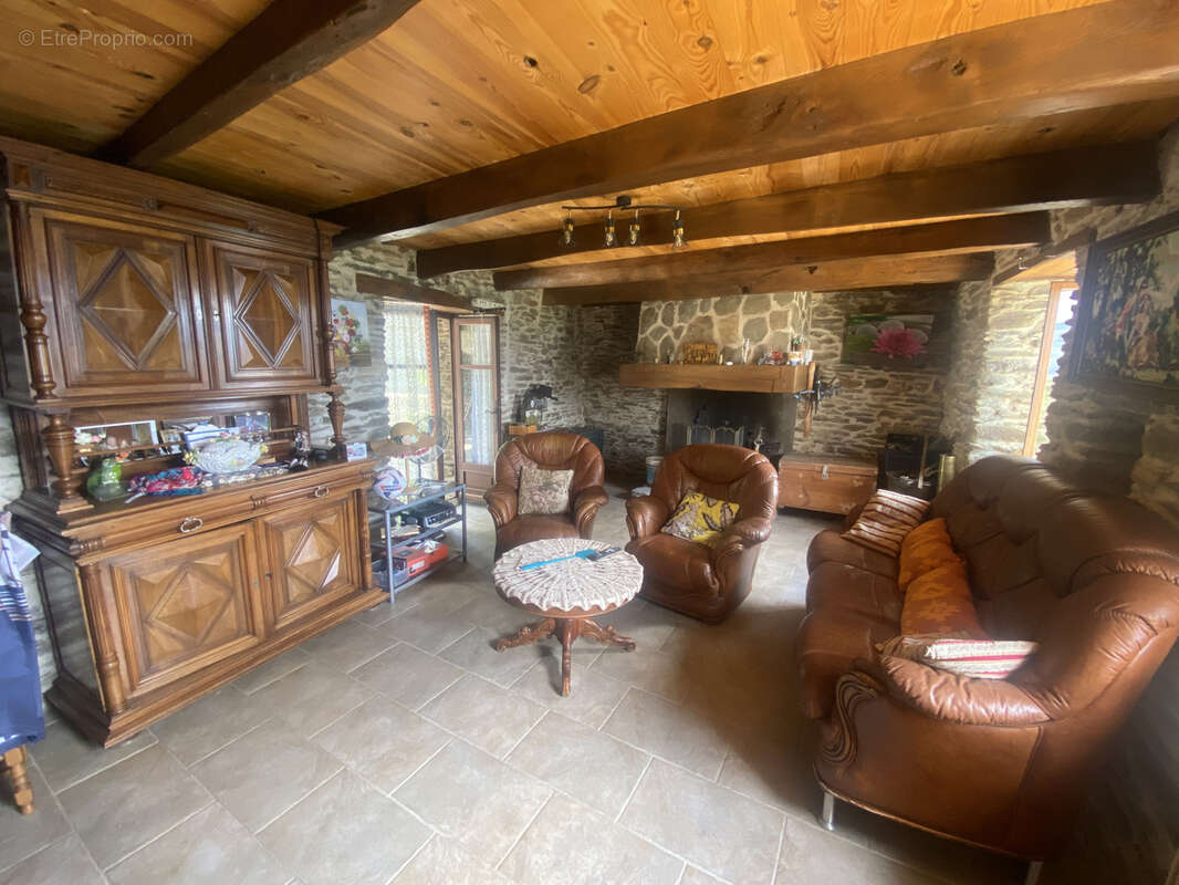 Maison à PONTEILS-ET-BRESIS