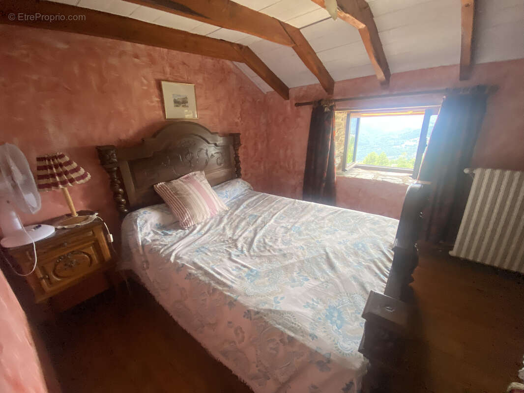 Maison à PONTEILS-ET-BRESIS