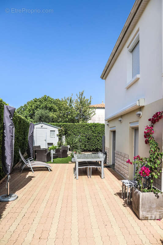 Maison à VAUX-SUR-MER