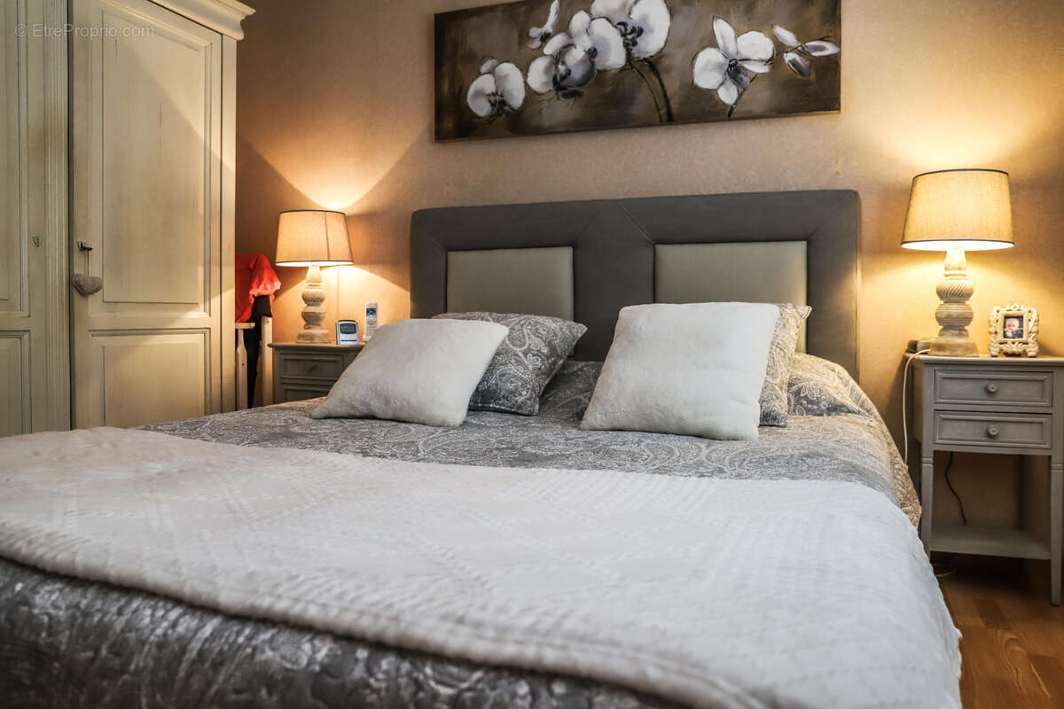 Maison à VAUX-SUR-MER