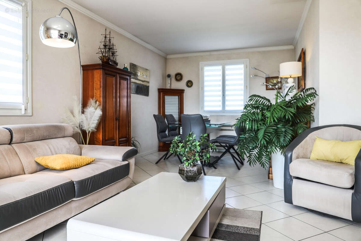 Maison à VAUX-SUR-MER