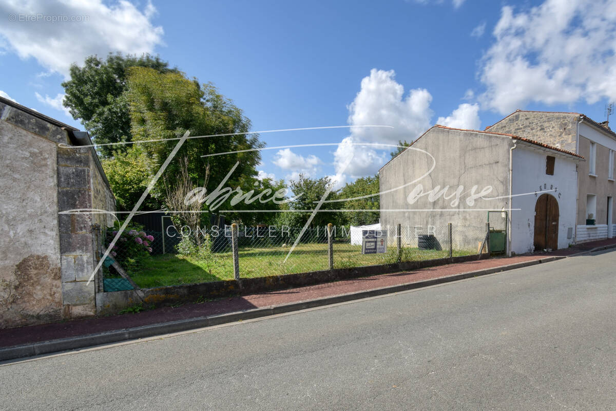 Maison à PONT-L&#039;ABBE-D&#039;ARNOULT