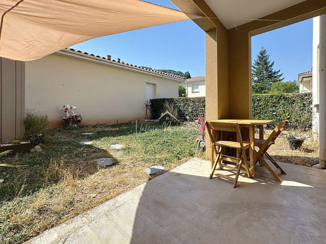 Appartement à SAINT-AFFRIQUE