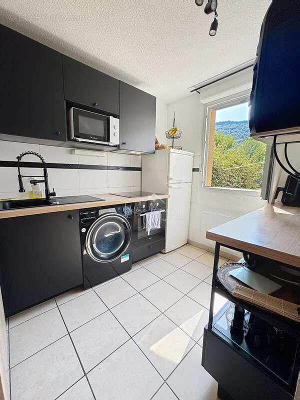 Appartement à SAINT-AFFRIQUE