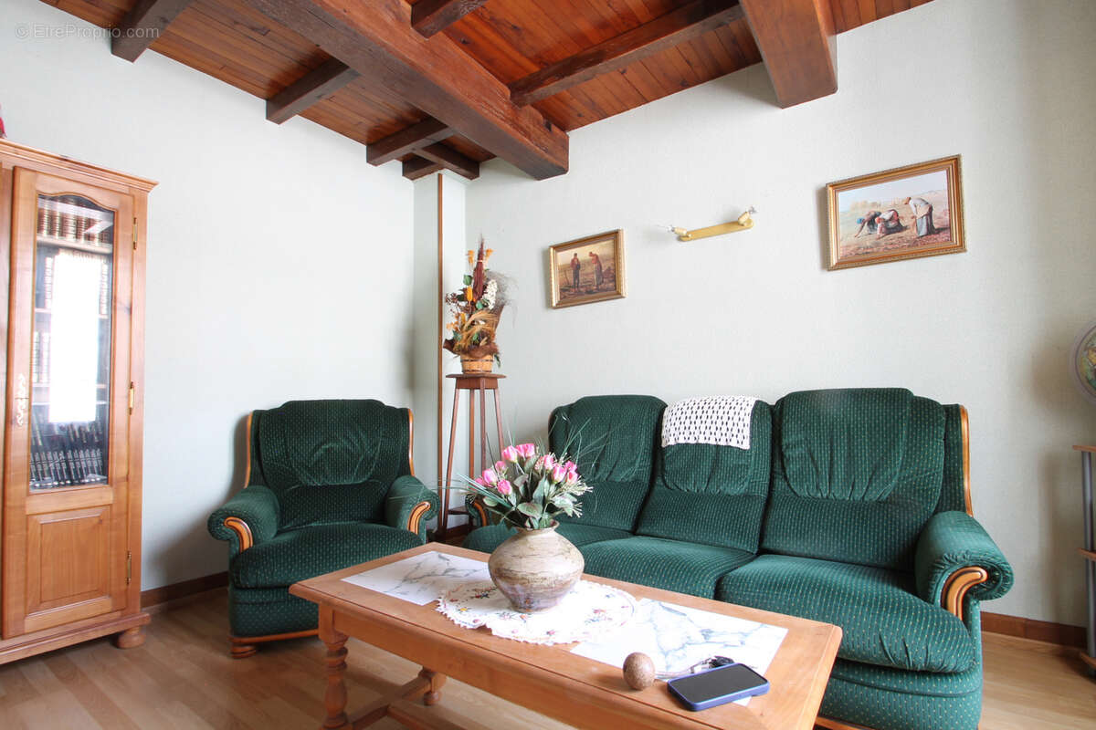 Maison à SAINT-CESAIRE