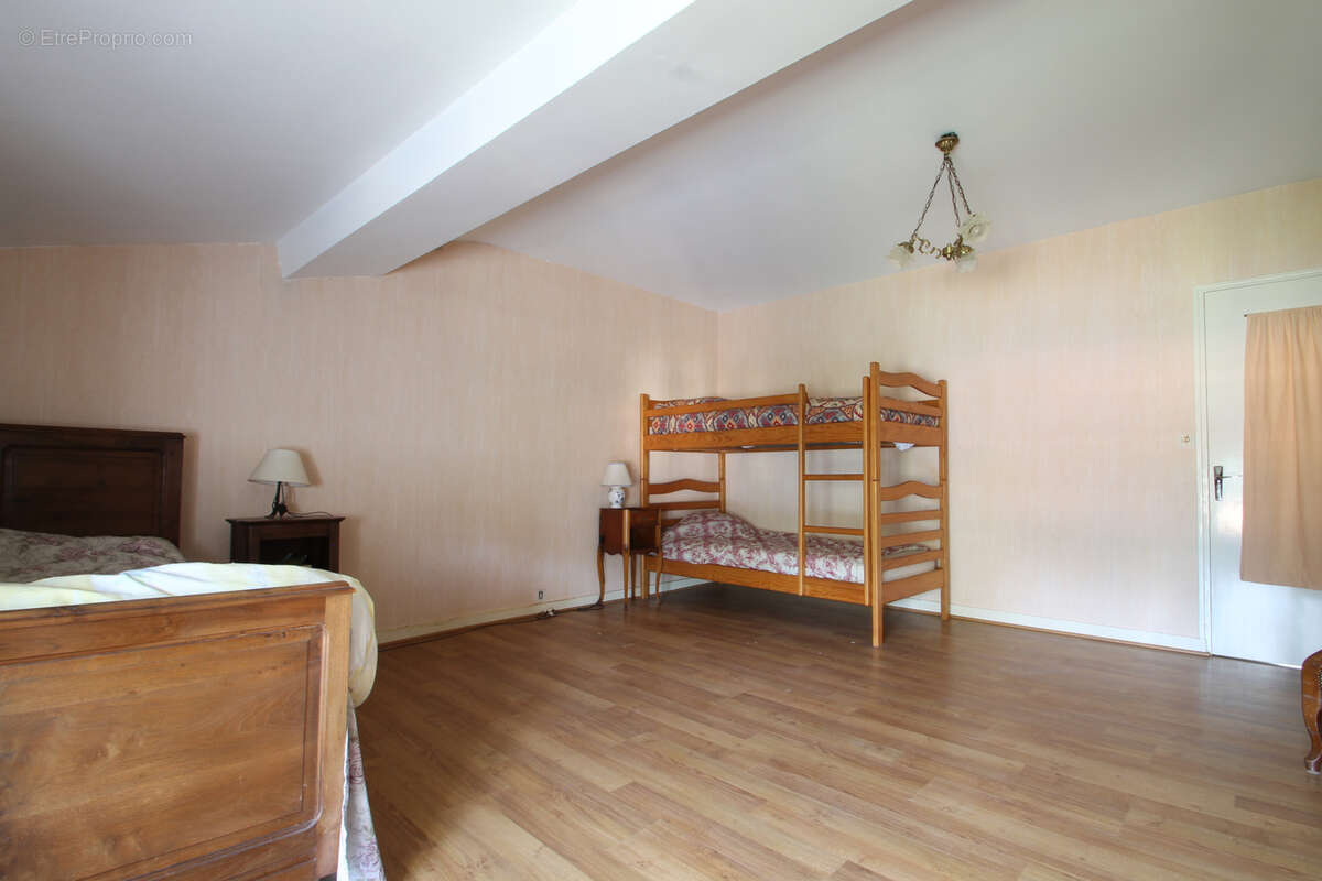 Maison à SAINT-CESAIRE