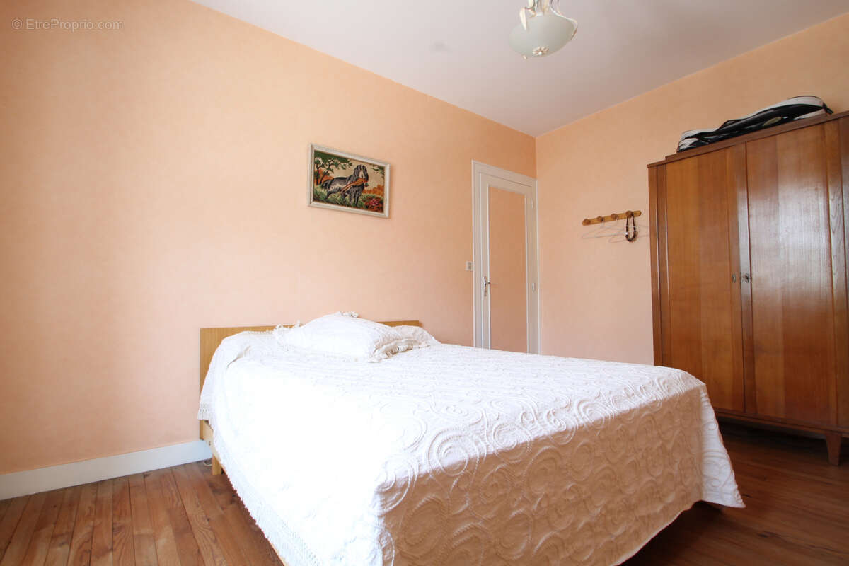 Maison à SAINT-CESAIRE