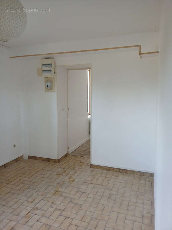 Maison à LA GUERCHE-SUR-L&#039;AUBOIS