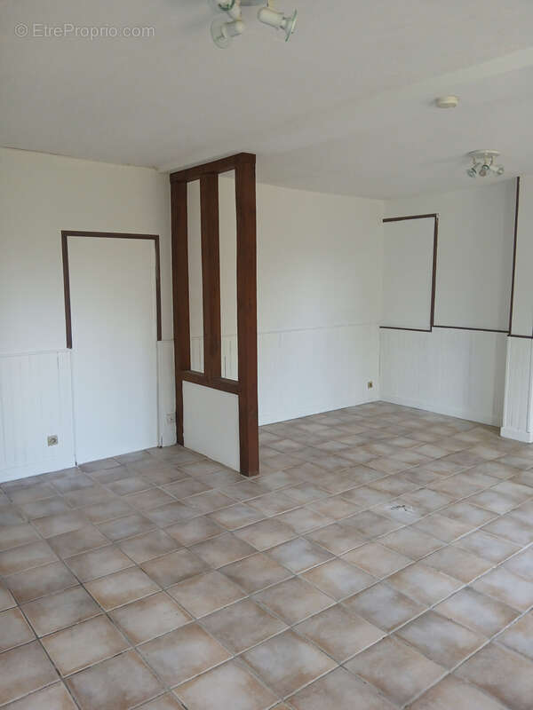 Maison à LA GUERCHE-SUR-L&#039;AUBOIS