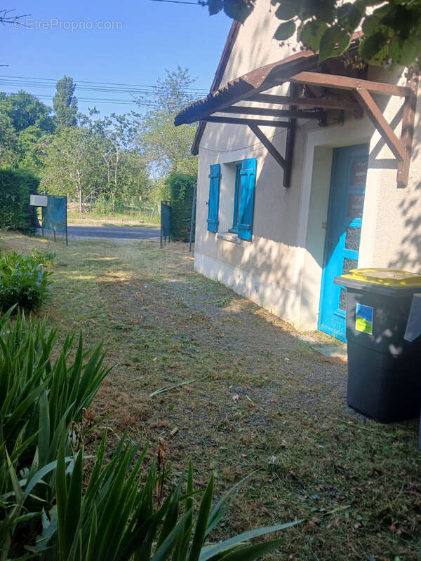 Maison à LA GUERCHE-SUR-L&#039;AUBOIS