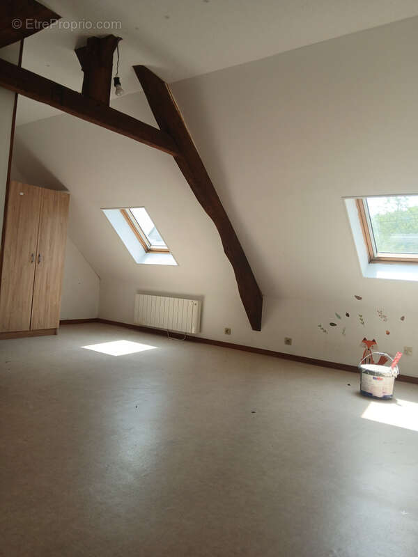 Maison à LA GUERCHE-SUR-L&#039;AUBOIS