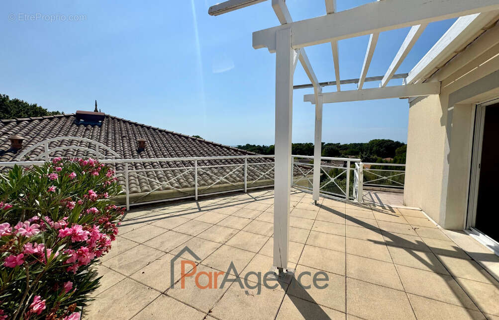 Appartement à VAUX-SUR-MER