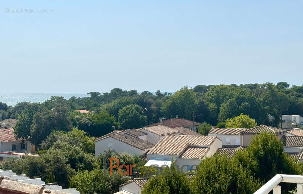 Appartement à VAUX-SUR-MER