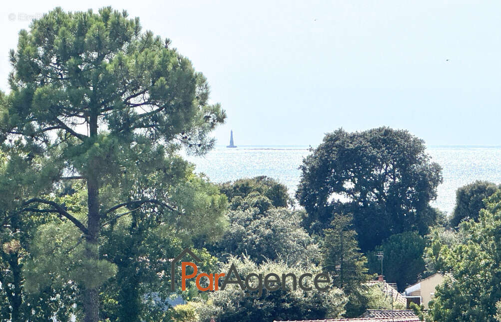 Appartement à VAUX-SUR-MER