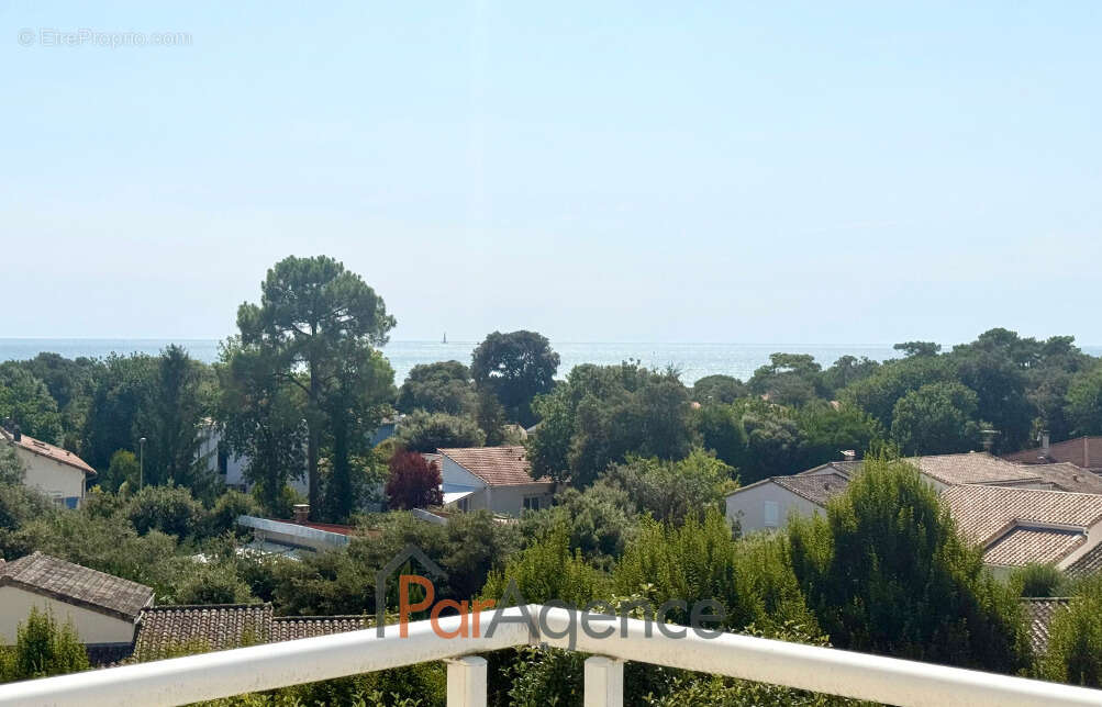 Appartement à VAUX-SUR-MER