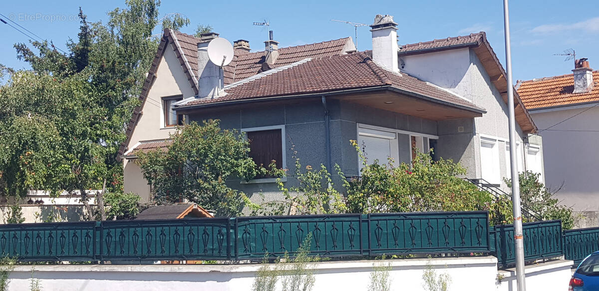 Maison à VILLEMOMBLE