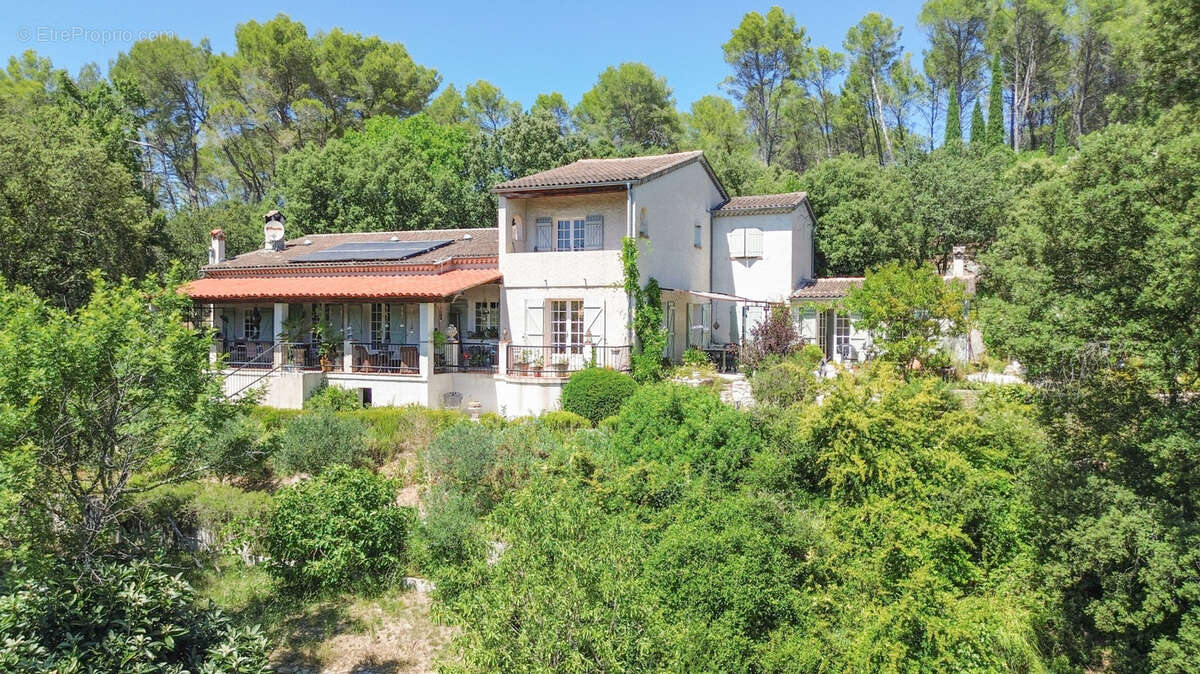 Maison à DRAGUIGNAN