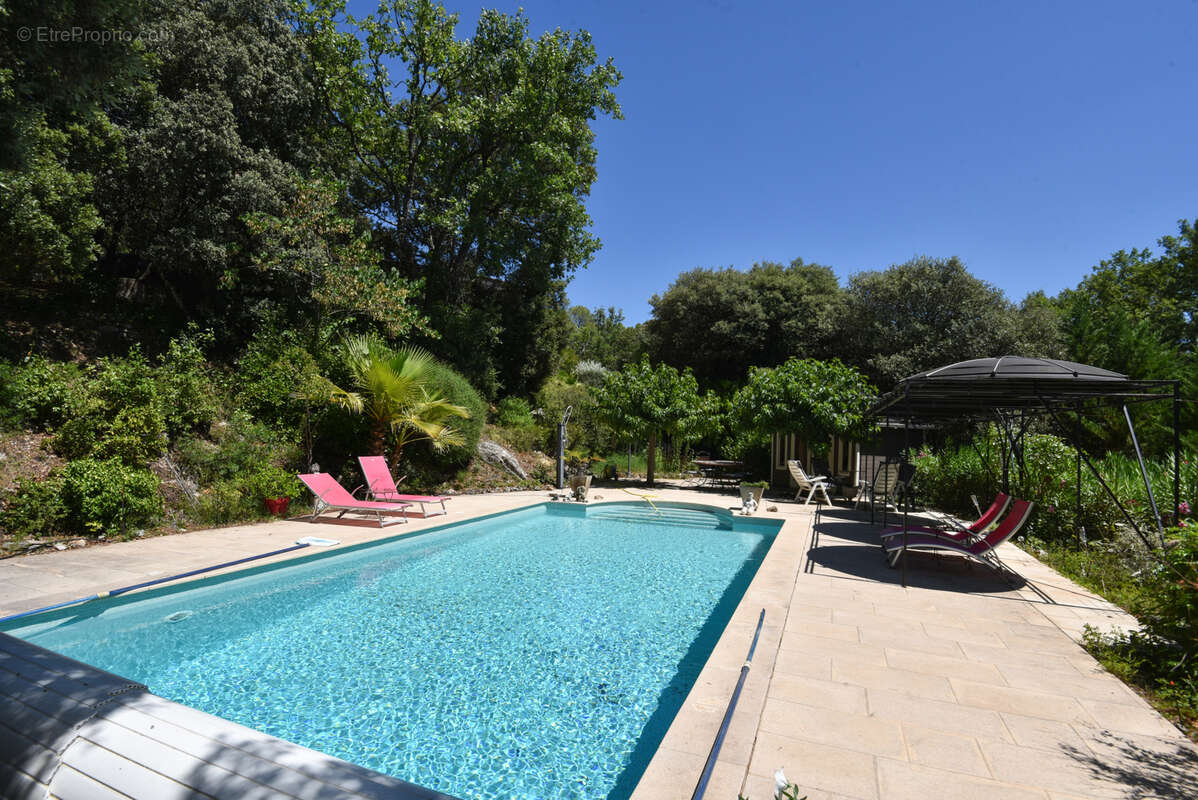 Maison à DRAGUIGNAN