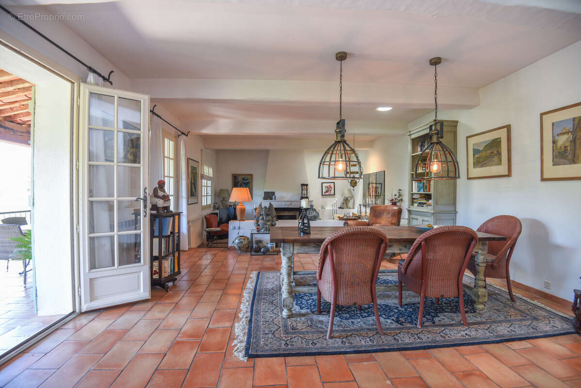 Maison à DRAGUIGNAN