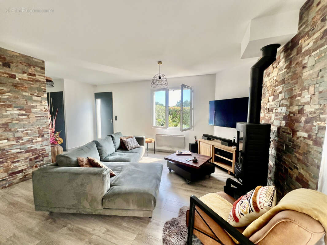 Maison à BASSUSSARRY