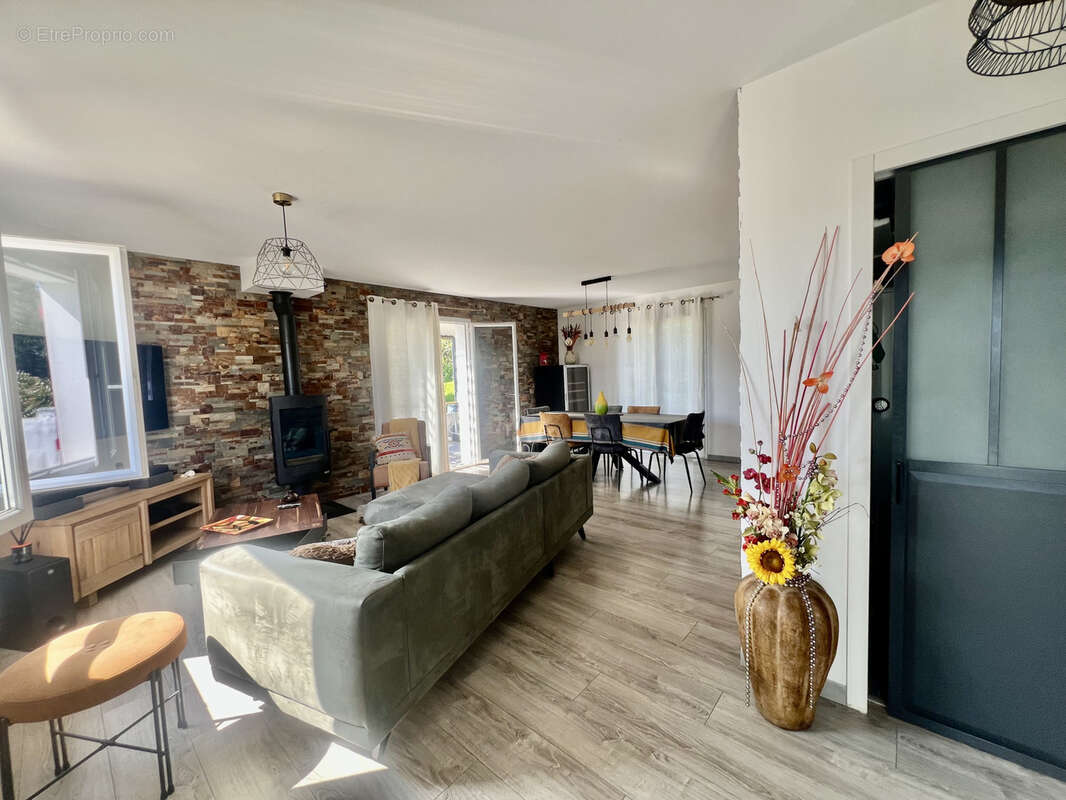 Maison à BASSUSSARRY