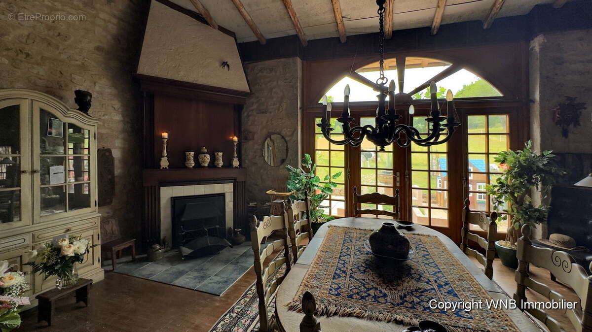 Maison à HAUTMOUGEY