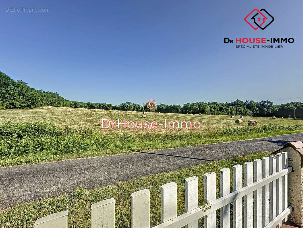 Maison à ECHOURGNAC