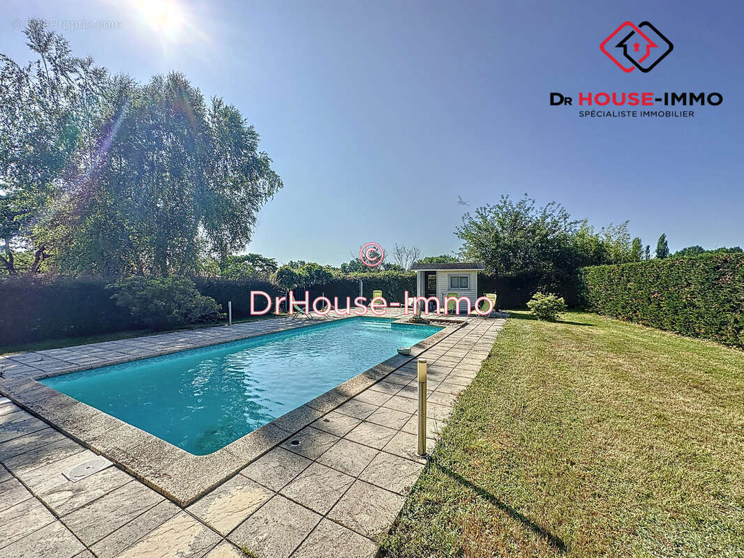 Maison à ECHOURGNAC