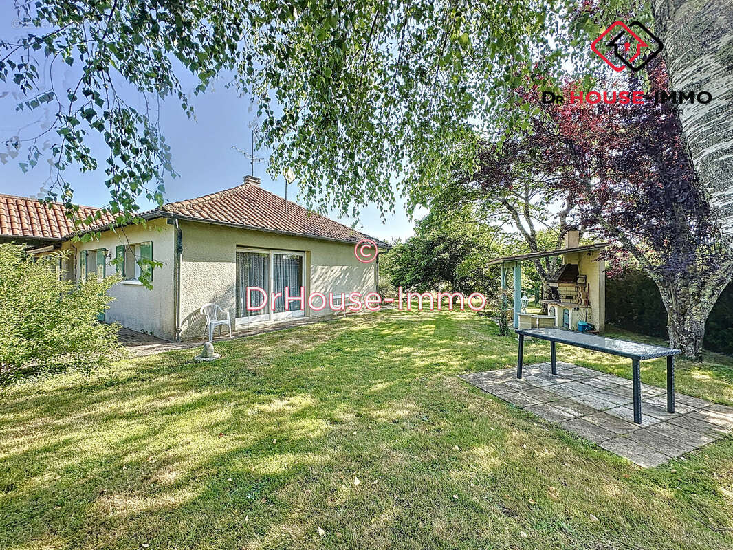 Maison à ECHOURGNAC