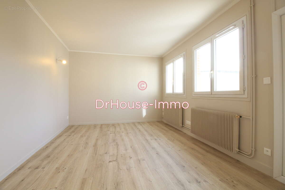 Maison à ANGERVILLE-LA-CAMPAGNE