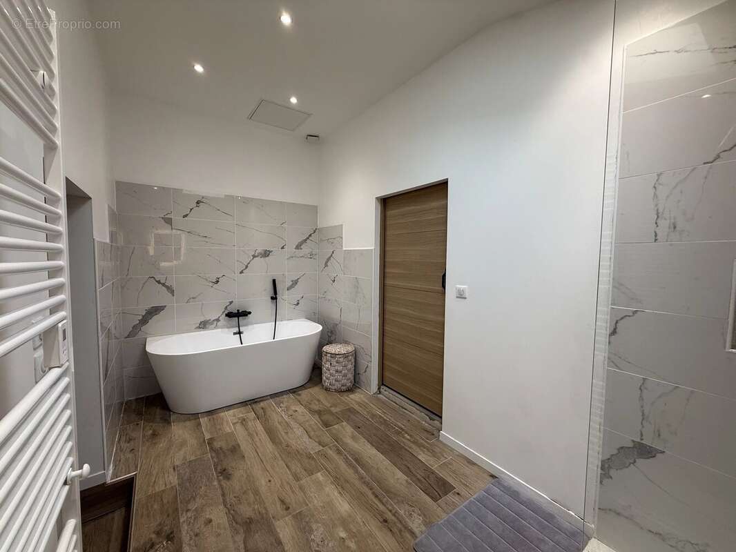 Maison à SAINT-MEARD-DE-GURCON